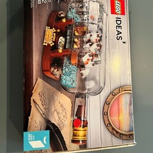 Lego ship in bottle 92177 set